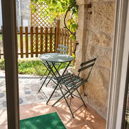 Refuge Secret Dans Bourg Historique Ferienhaus *