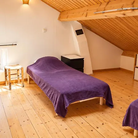 Ferienhaus Refuge Secret Dans Bourg Historique Saint-Germain-Laprade