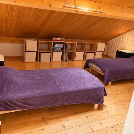 Refuge Secret Dans Bourg Historique Ferienhaus